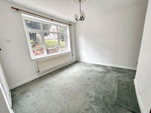 Lounge- click for photo gallery